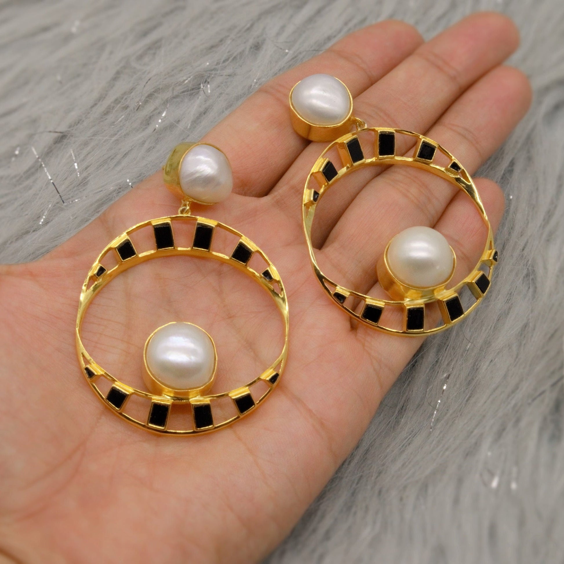 Pearl, Black Onyx Gold Earrings, June Birthstone Jewelry, Unique Statement Earrings, Gemstone Dangle Earrings, Birthday Gift for Her
