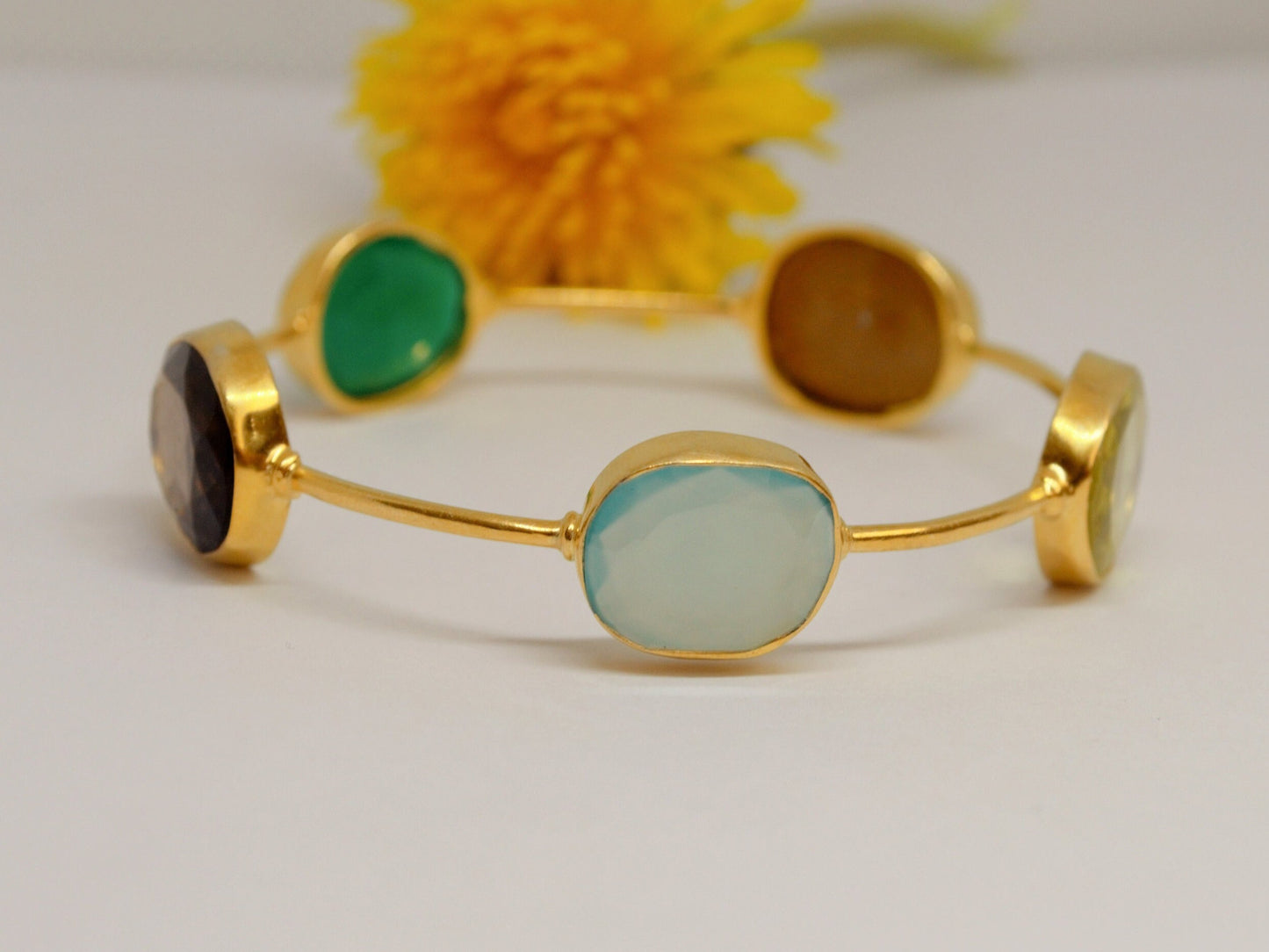 Green Onyx Smoky Quartz Bangle Bracelet, Chalcedony Bracelet, Gold Plated 925 Silver Bangle, Birthday Gift For Her, Dainty Bracelet 6 cm