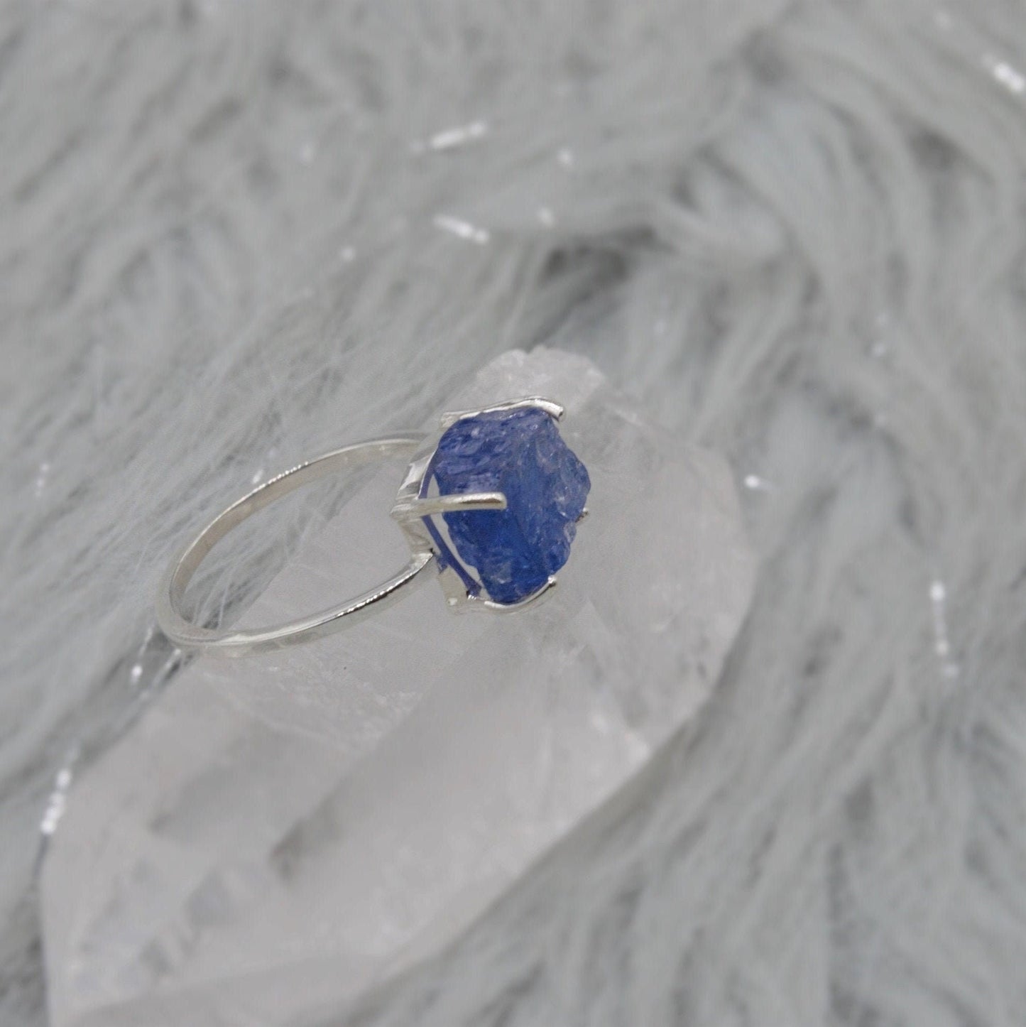Raw Blue Tanzanite Sterling Silver Ring, Rough Cut Tanzanite, Rings for Women, December Birthstone, Raw Gem Ring, Birthday Gift, UK size T