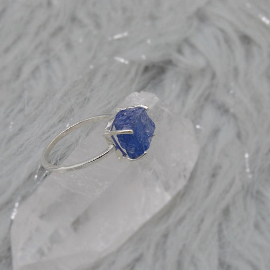Raw Blue Tanzanite Sterling Silver Ring, Rough Cut Tanzanite, Rings for Women, December Birthstone, Raw Gem Ring, Birthday Gift, UK size T
