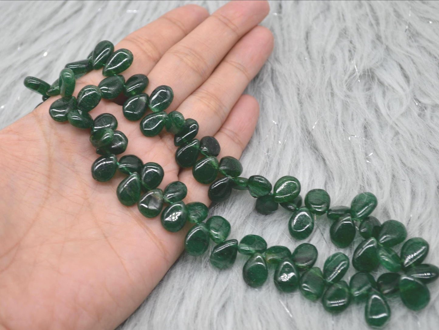 Green Aventurine Beaded Necklace: Mint Green Gemstone Jewelry, 16 Inches