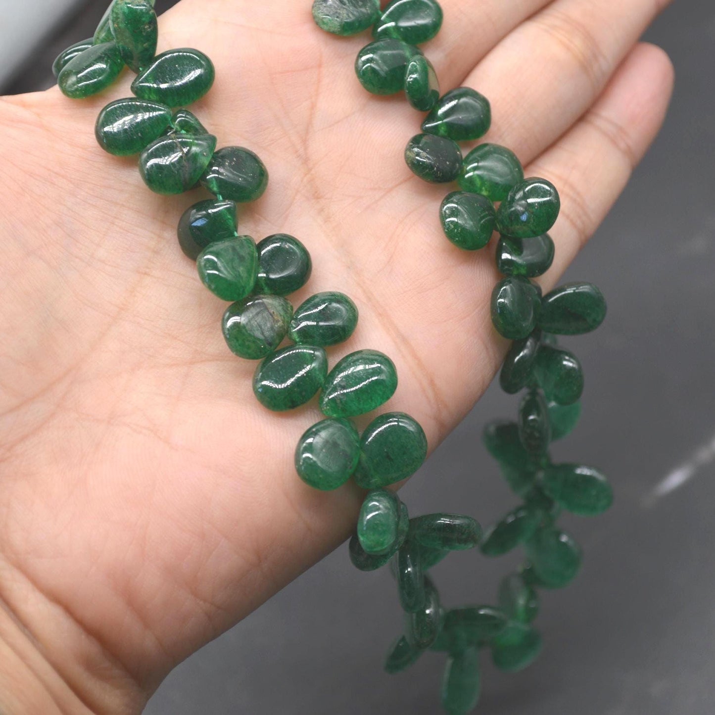Green Aventurine Beaded Necklace: Mint Green Gemstone Jewelry, 16 Inches