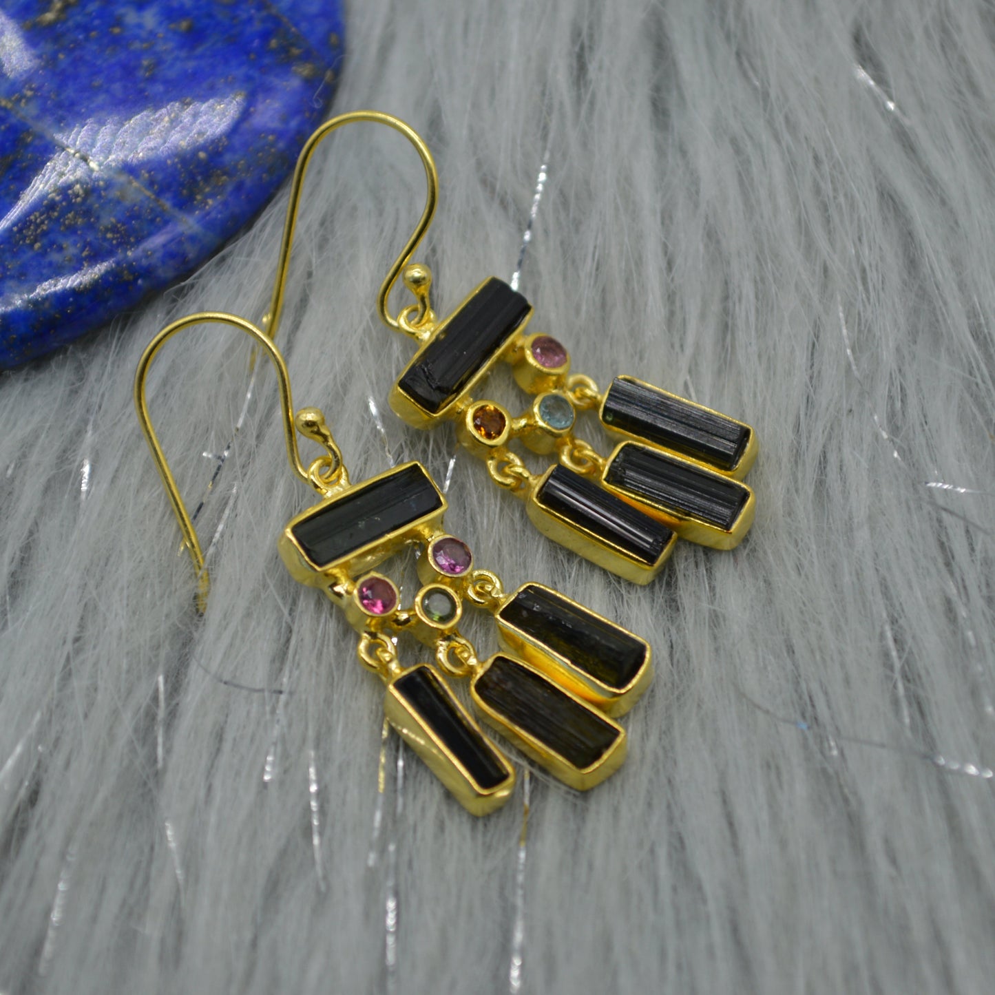 Boucles d'oreilles en tourmaline verte, argent sterling, boucles d'oreilles pendantes faites à la main, bijoux en tourmaline mixte, bijoux avec pierre de naissance d'octobre, cadeau pour elle