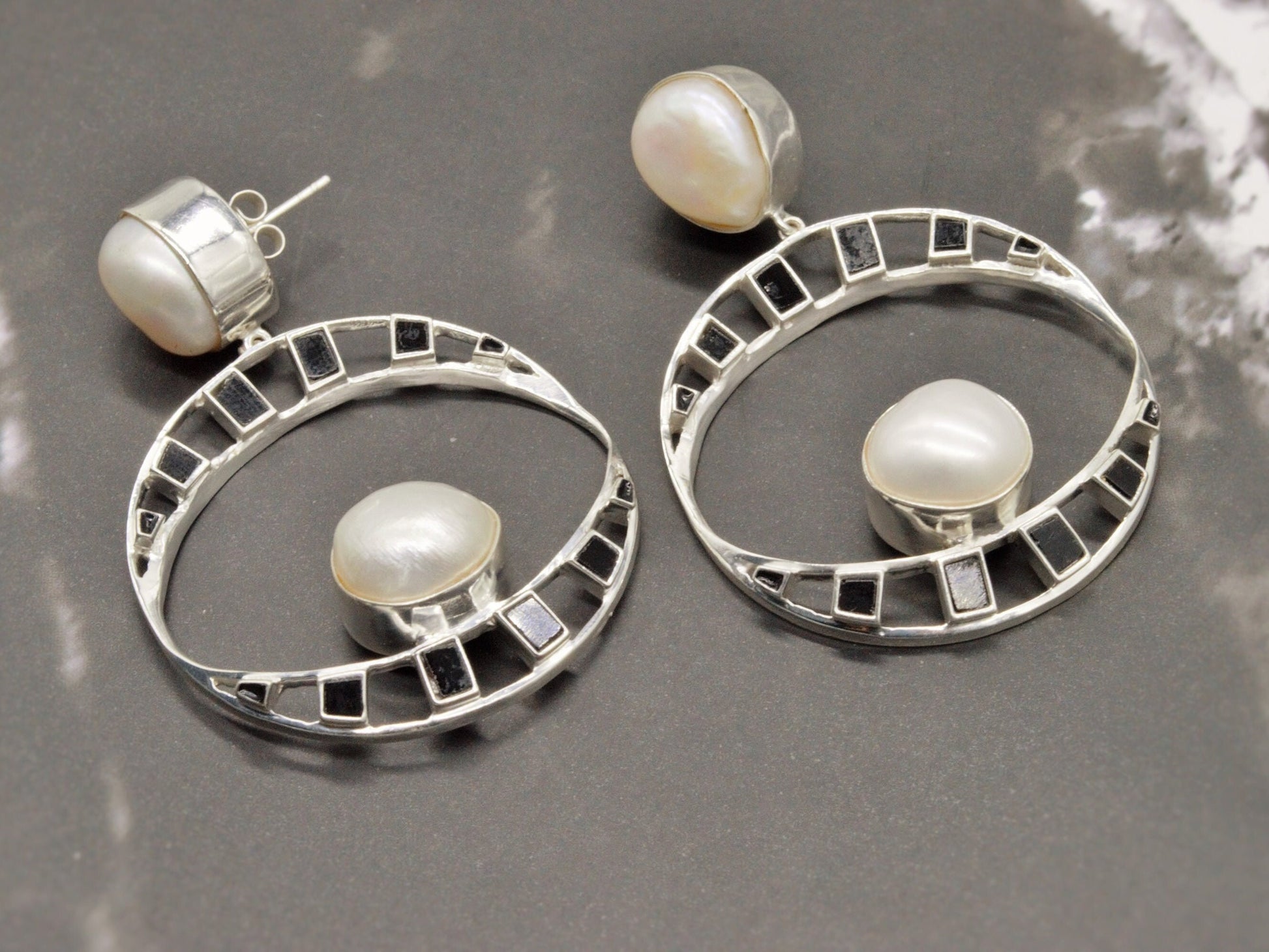 Pearl, Black Onyx Silver Earrings, June Birthstone Jewelry, Gemstone Dangle Earrings, 925 Sterling Silver, Birthday Gift for Her
