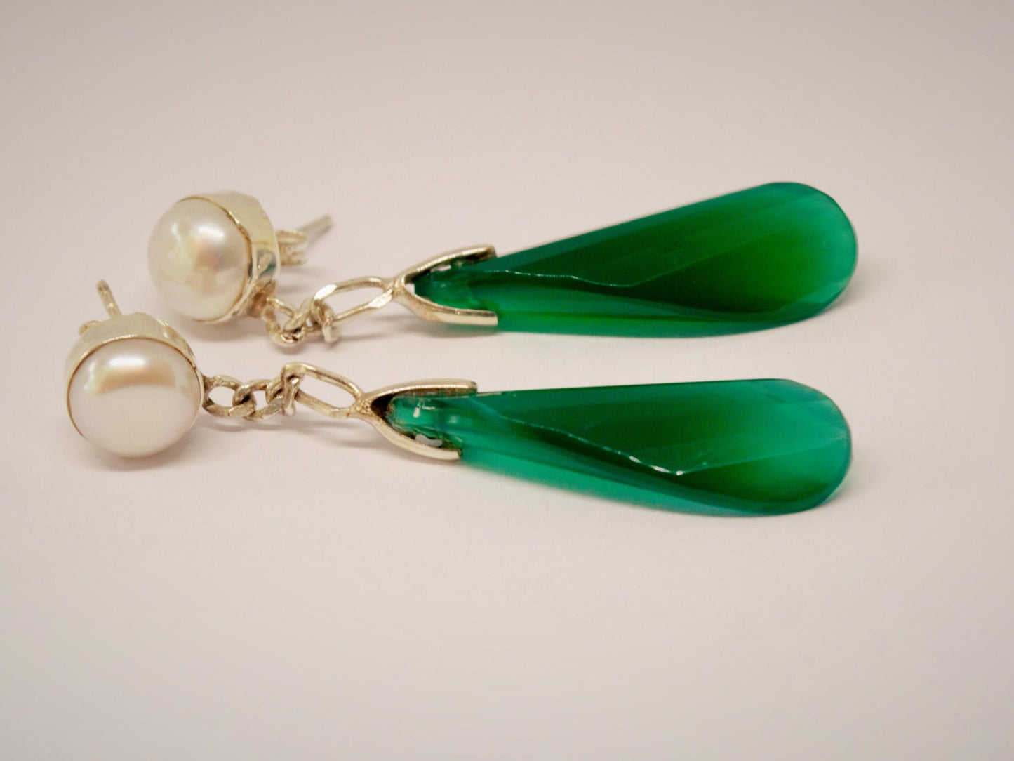 Green Onyx, Pearl Vintage Earrings, Sterling Silver Gemstone Earrings, June Birthstone Jewelry, Birthday Gifts For Her, Bridesmaid gifts