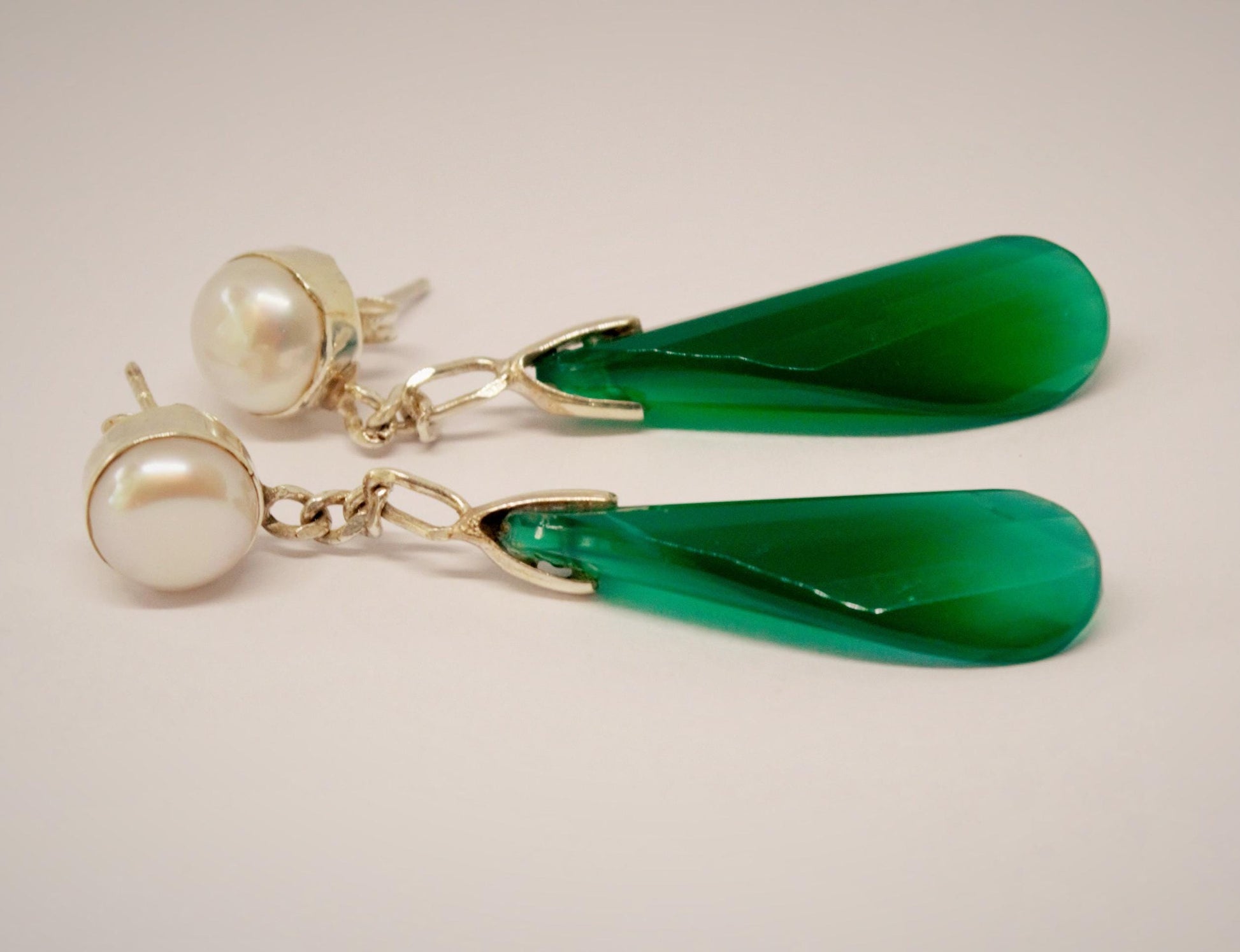 Green Onyx, Pearl Vintage Earrings, Sterling Silver Gemstone Earrings, June Birthstone Jewelry, Birthday Gifts For Her, Bridesmaid gifts