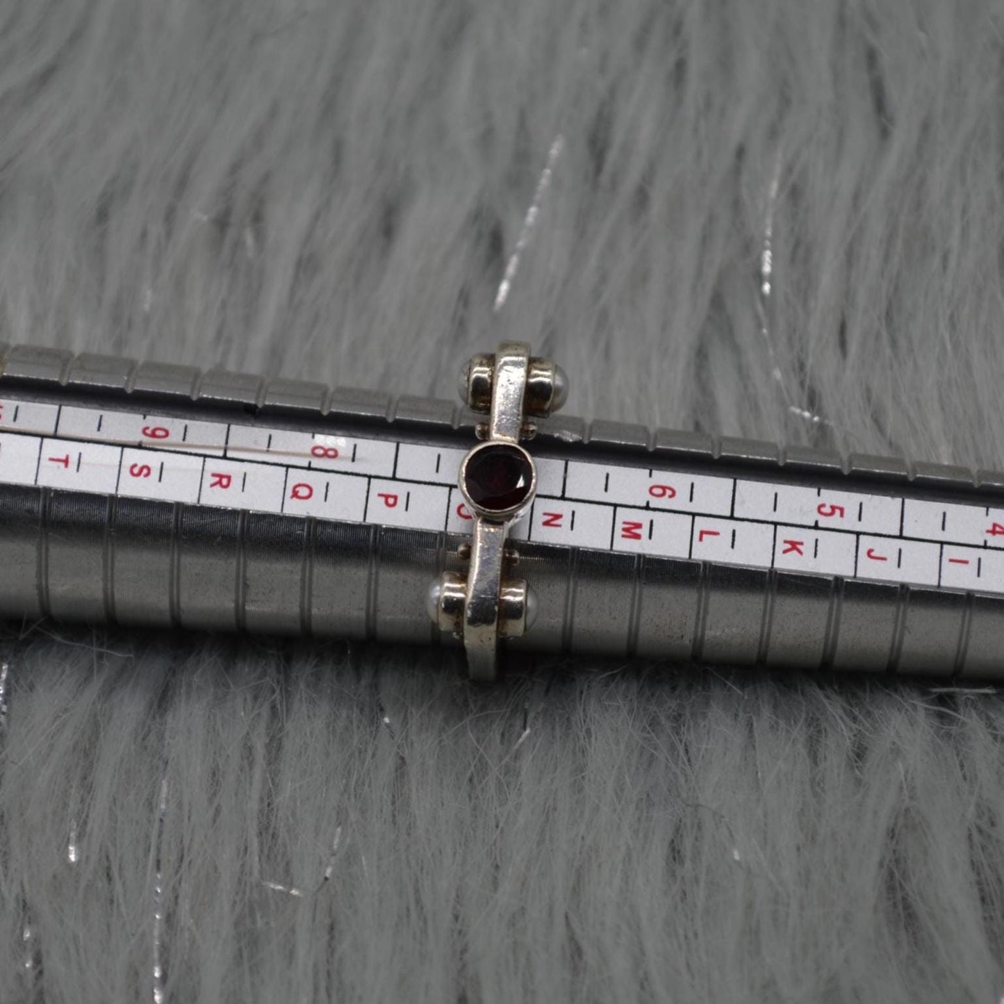 Garnet Pearl Sterling Silver Ring: Size N 1/2, Red White Gemstone, January June Birthstone
