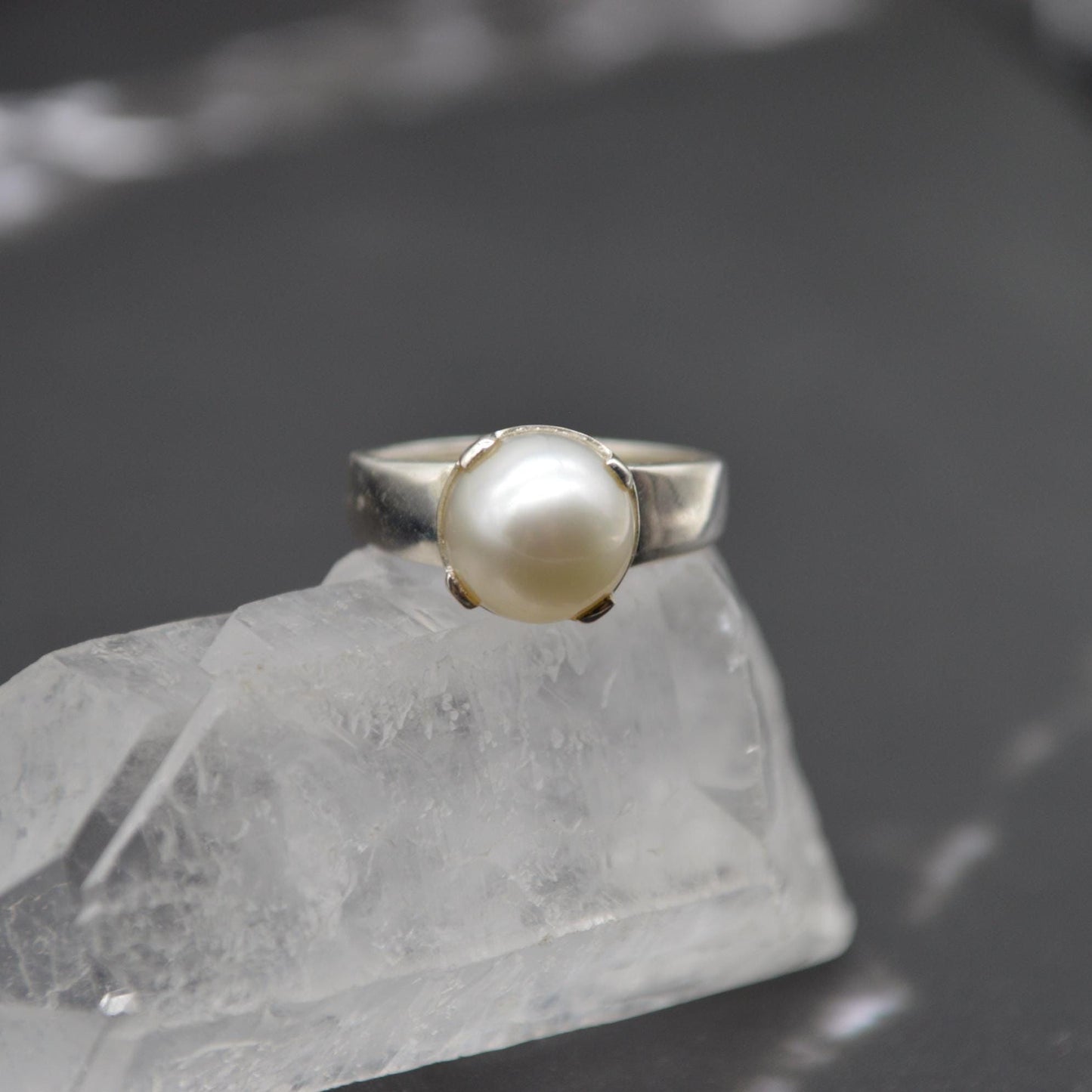 Freshwater Pearl Sterling Silver Ring: 5.9ct, UK Size N, June Birthstone, White Gemstone Jewelry