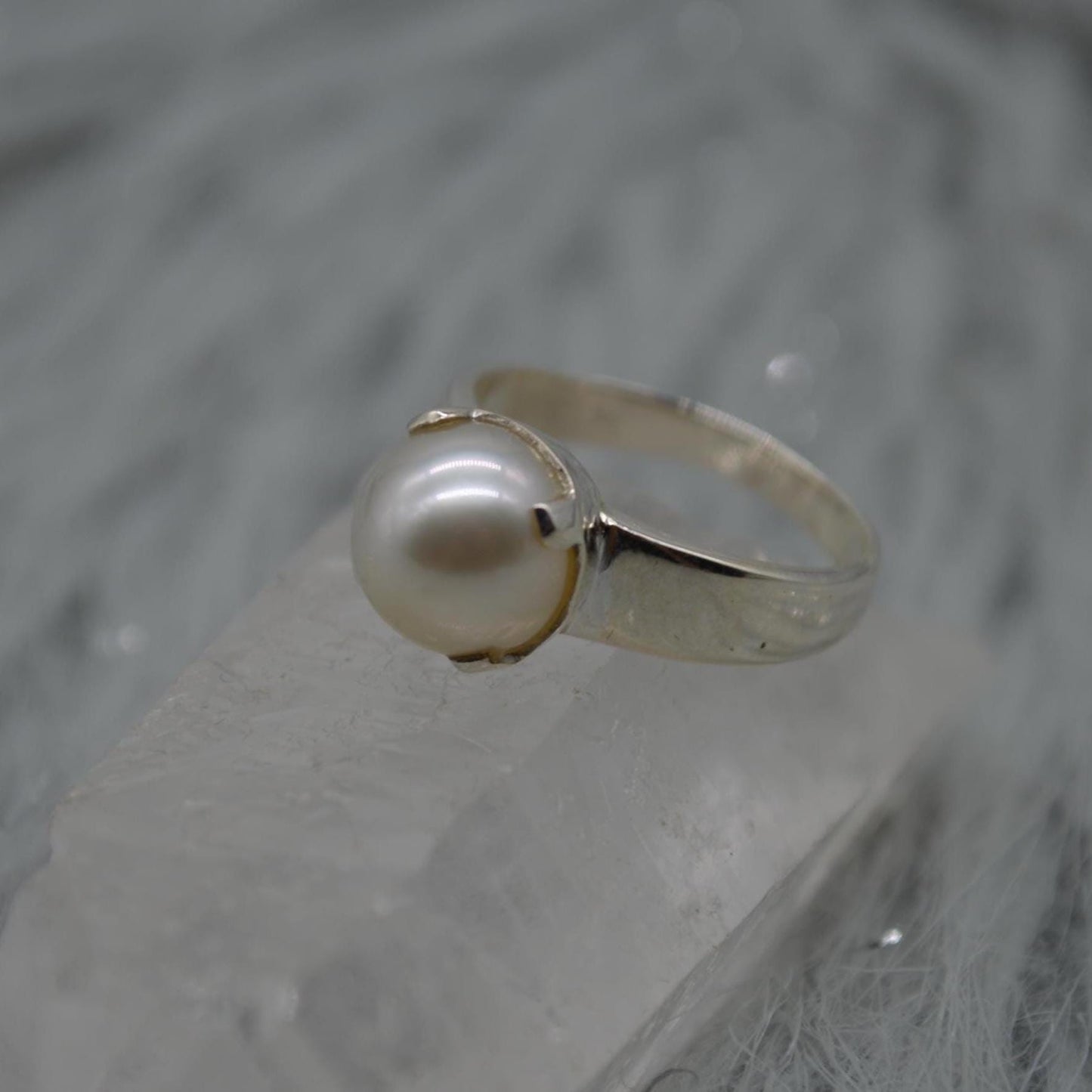 Freshwater Pearl Sterling Silver Ring: 5.9ct, UK Size N, June Birthstone, White Gemstone Jewelry