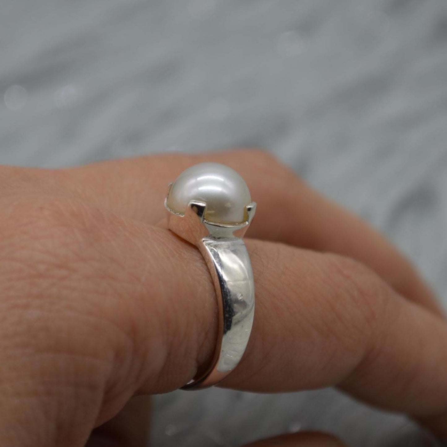 Freshwater Pearl Sterling Silver Ring: 5.9ct, UK Size N, June Birthstone, White Gemstone Jewelry